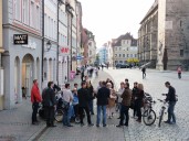 Ansbach: Stadtspaziergang am Nachmittag - hier Stop am Martin-Luther-Platz