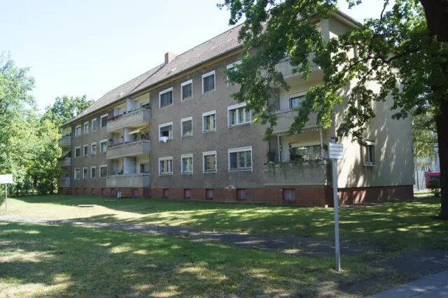 Berlin Cité Pasteur: Wohngebäude aus den 1950er-Jahren