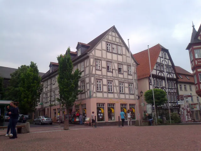 Grünberg: Marktplatz 1, Fachwerkhaus nach der Sanierung