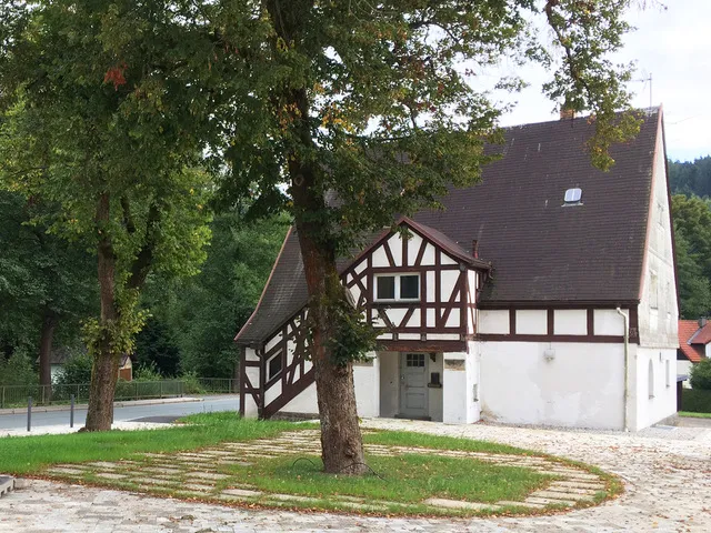 Denkmalgeschütztes Eisenbahnerhaus